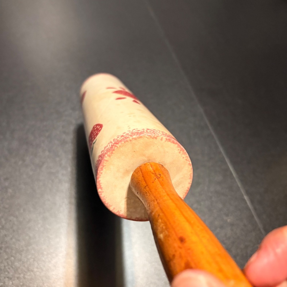 vintage Loomco glazed ceramic rolling pin & holder farmhouse decor strawberry - Picture 11 of 11